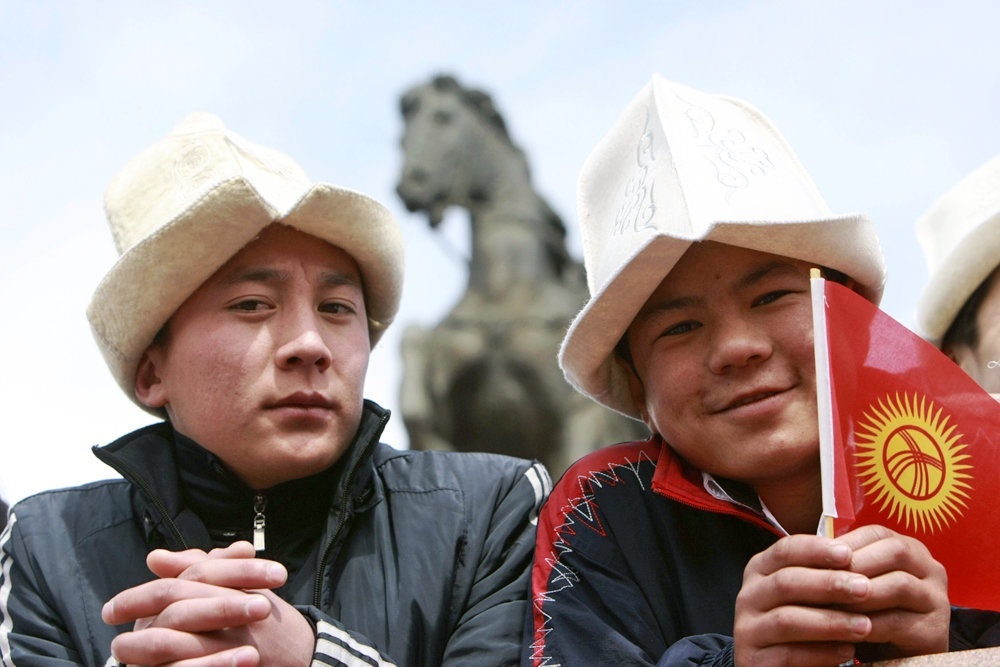 Картинки по запросу кыргызский головной убор
