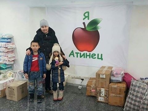 Ради помощи пострадавшим в Бишкеке алматинские дети разбили свои копилки