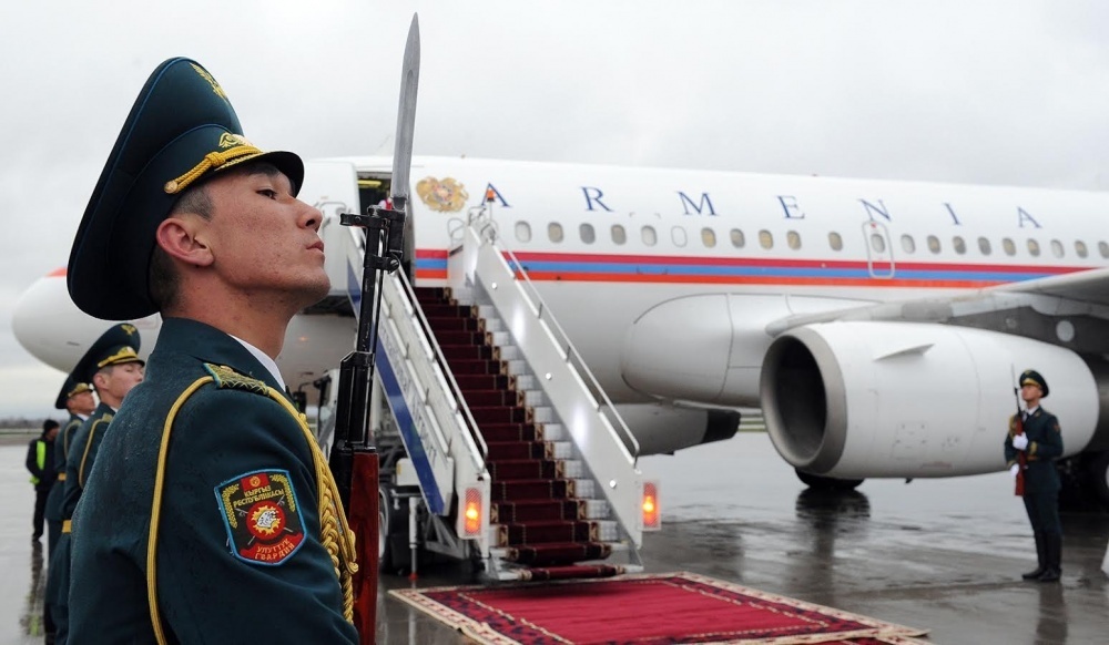 Борт № 1. На каких самолетах прилетели в Бишкек президенты ЕАЭС
