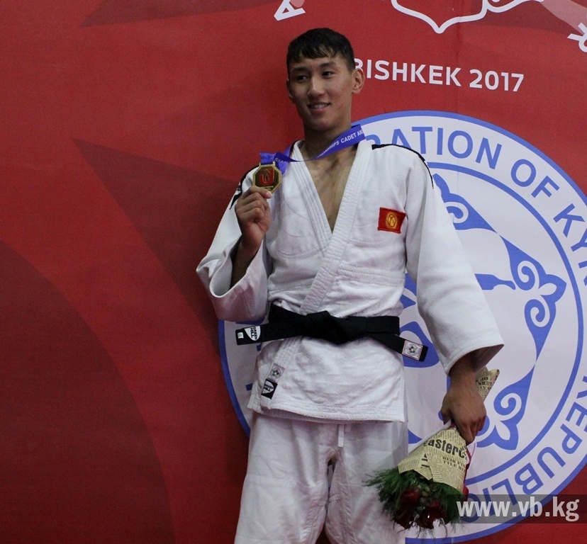 Итоги чемпионата Азии среди кадетов: у Кыргызстана есть медали всех проб