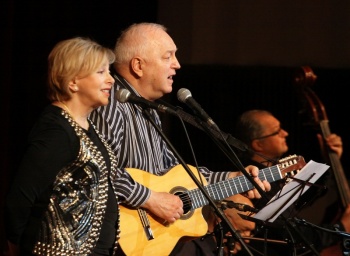 В Бишкеке выступили легендарные барды Татьяна и Сергей Никитины