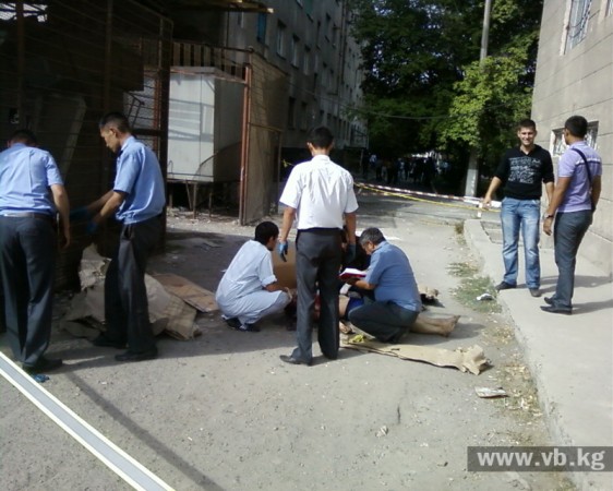 Убийца жены и свидетеля на разводе покончил с собой
