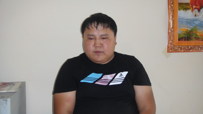Помощник судьи Ленинского района Бишкека задержан за мошенничество
