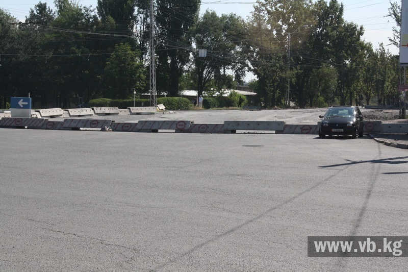 Начата укладка асфальта в верхней части Южной магистрали