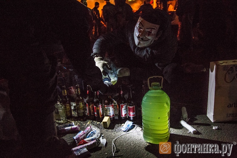 Дайджест: в уличных боях за двое суток на майдане погибло 27 человек