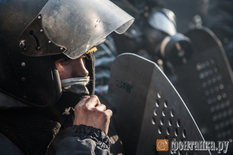 Дайджест: в уличных боях за двое суток на майдане погибло 27 человек