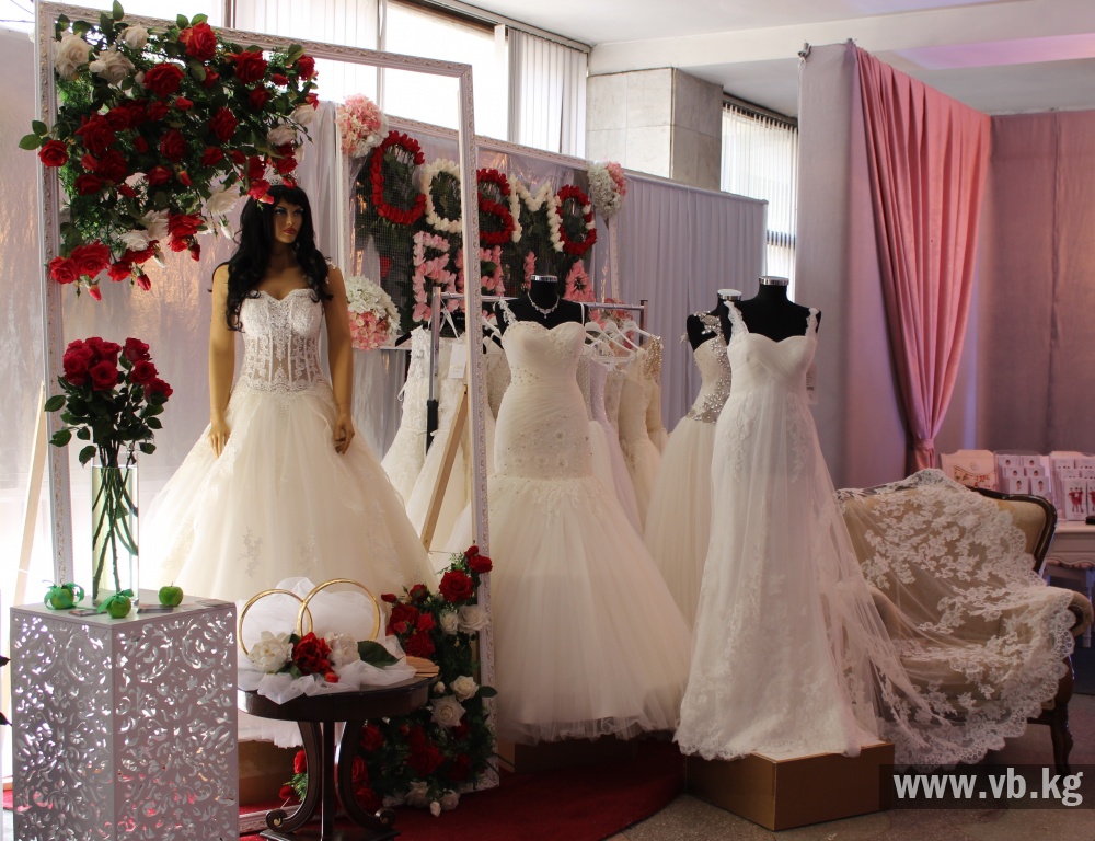 В Бишкеке открылась выставка свадебных товаров Wedding Expo Bishkek-2015