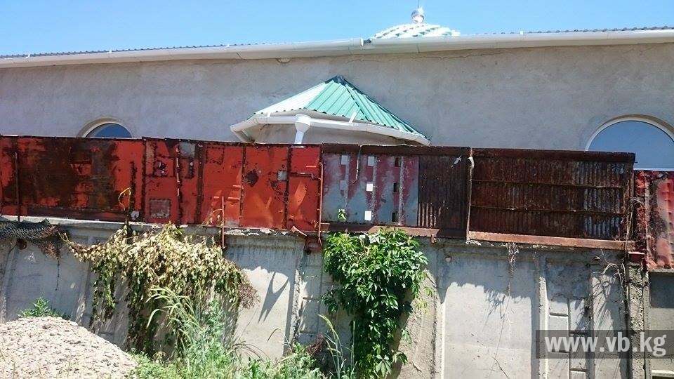 "Родственника президента" обвинили в незаконном строительстве мечети