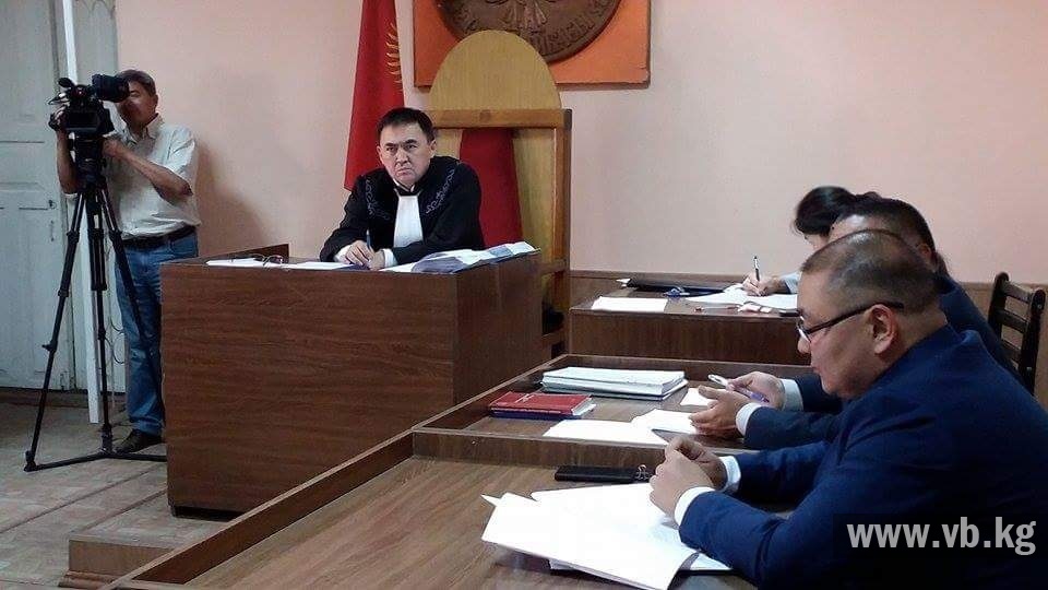 Свидетель: Коркмазов очень часто появлялся в кабинете Нарымбаева