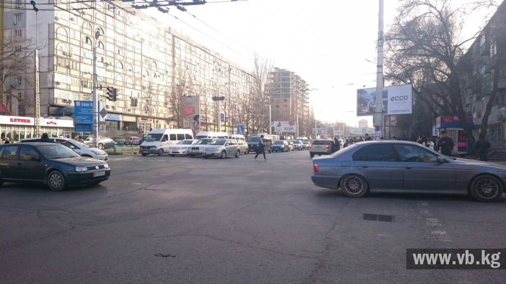 Половина Бишкека осталась без электричества  из-за аварии