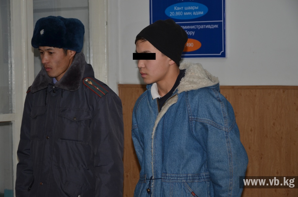 Рейд "Подросток": в Канте хозяин бильярдной пустил играть 15-летнего парня