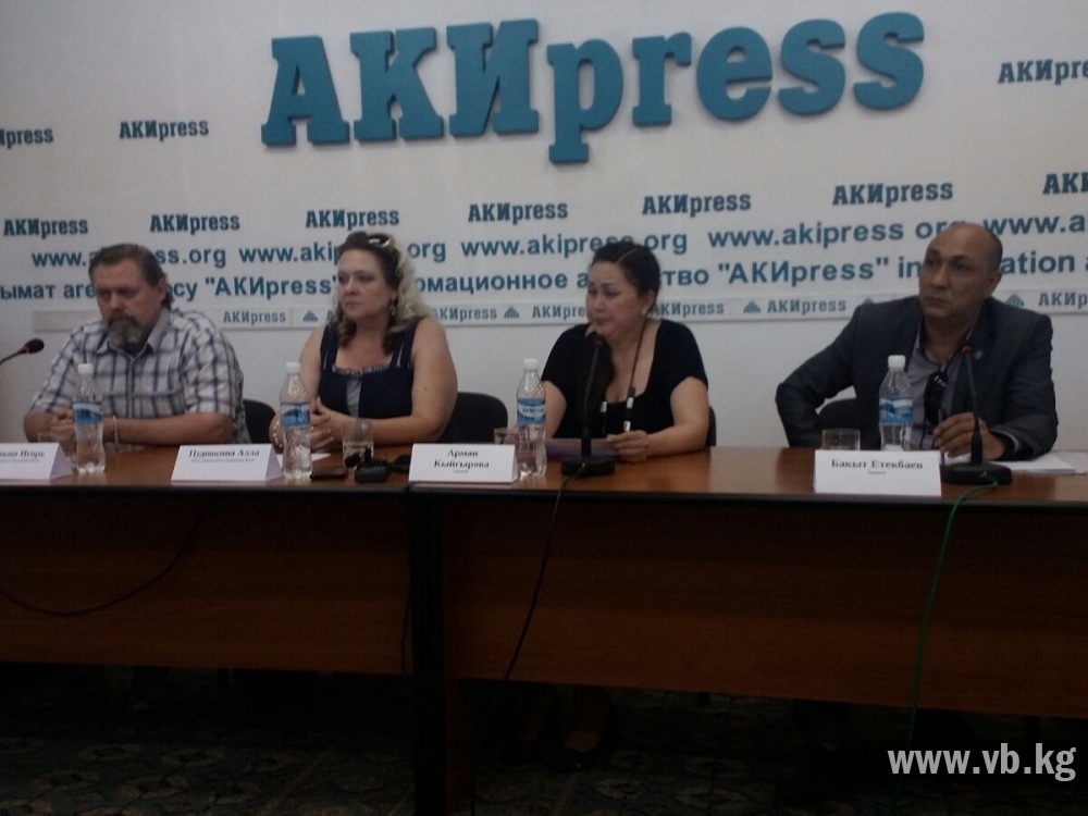 Адвокат: У обвиняемых в убийстве женщин в Киргшелке выбивали показания