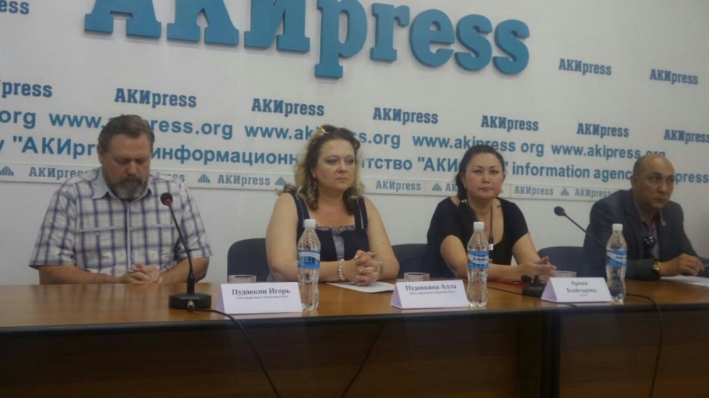 Адвокат обвиняемого в убийстве женщин в Киргшелке подала жалобу в суд
