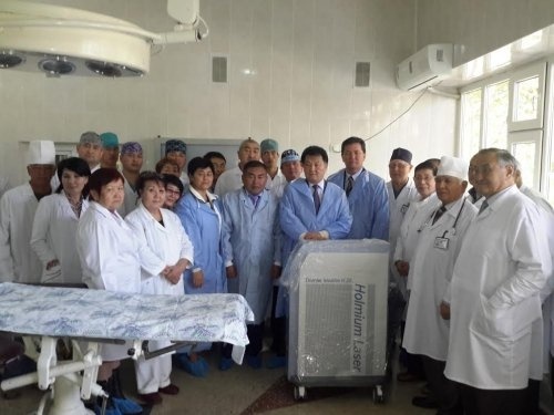В Ошской облбольнице установили аппарат для дробления камней в почках