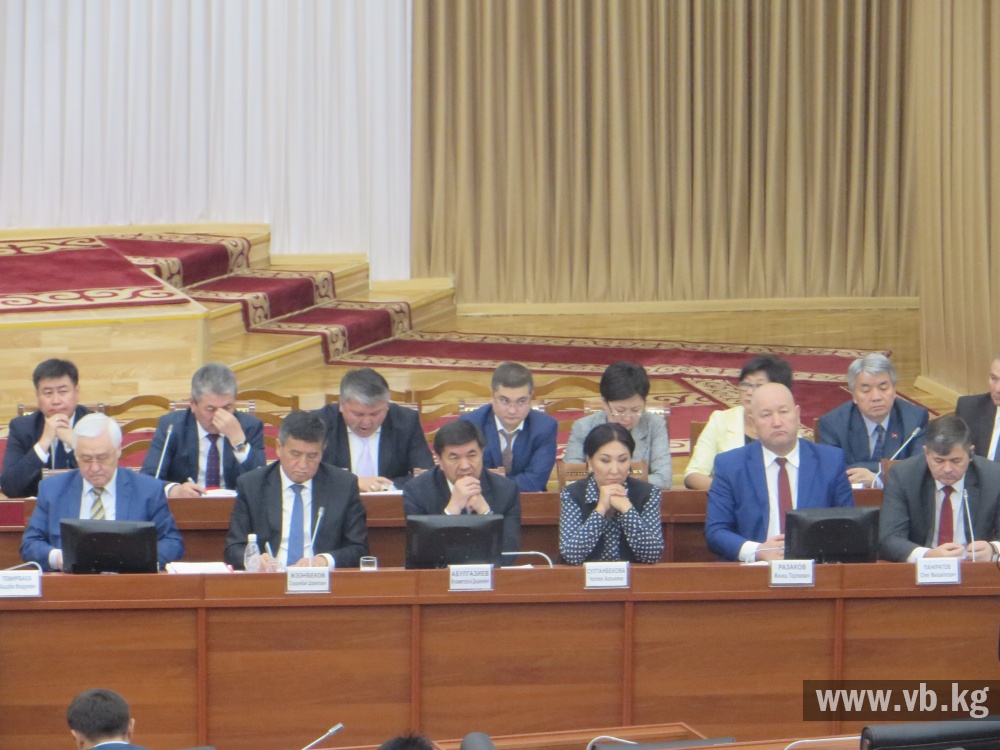 Коалиция парламентского большинства поддержала новый состав правительства