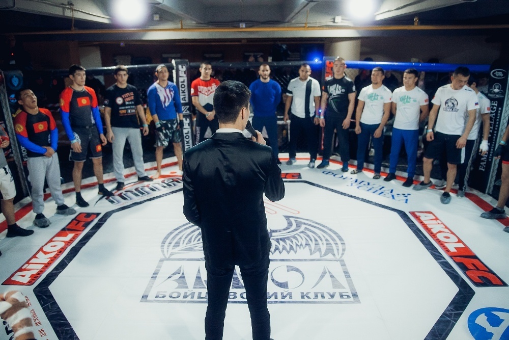 ММА: в Москве кыргызстанский бойцовский клуб провел турнир  Aikol FC 3