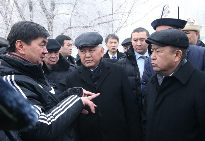 Спикер ЖК с лидерами фракций почтили память погибших минутой молчания