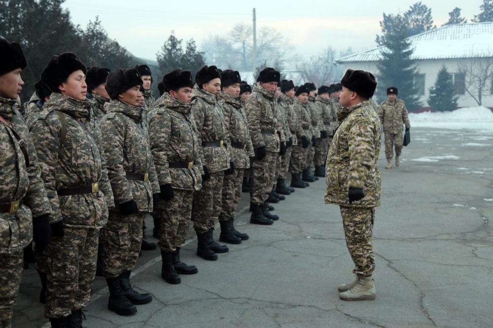 За военным билетом. Альтернативщики собираются на сборы