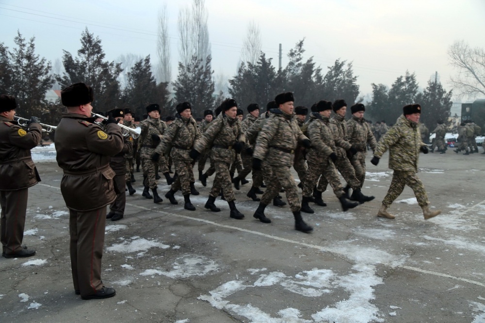 За военным билетом. Альтернативщики собираются на сборы