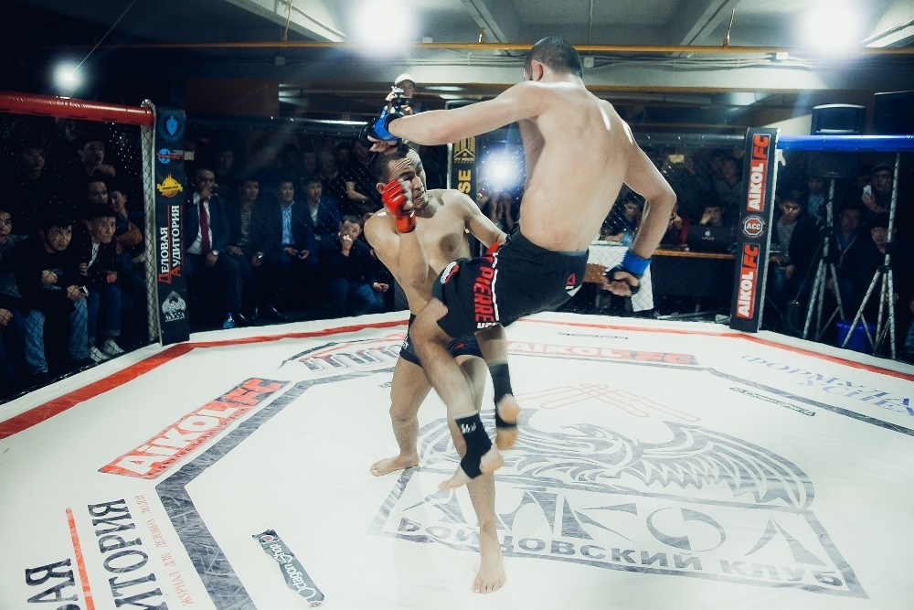 ММА: В Москве кыргызстанцы провели турнир Ak Bars Cup