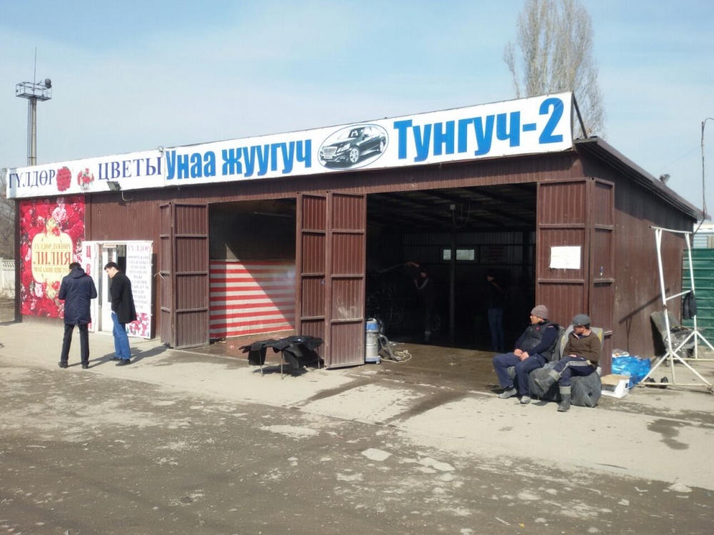 Экскаватором и бульдозером по незаконным постройкам