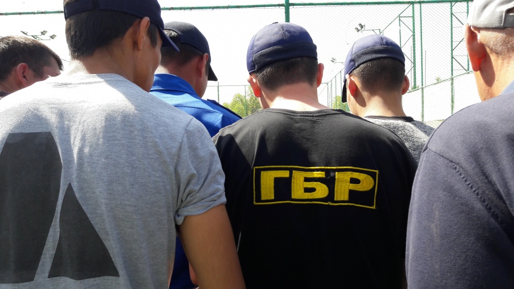 В Бишкеке прошла акция "Бессмертный полк" под эгидой служб безопасности КР