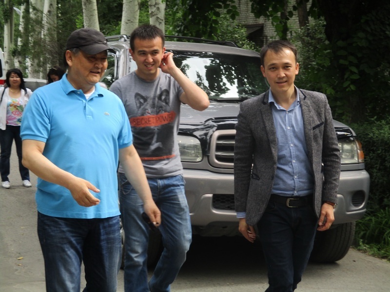 В Токтогульский район отправилась экспедиция молодых врачей