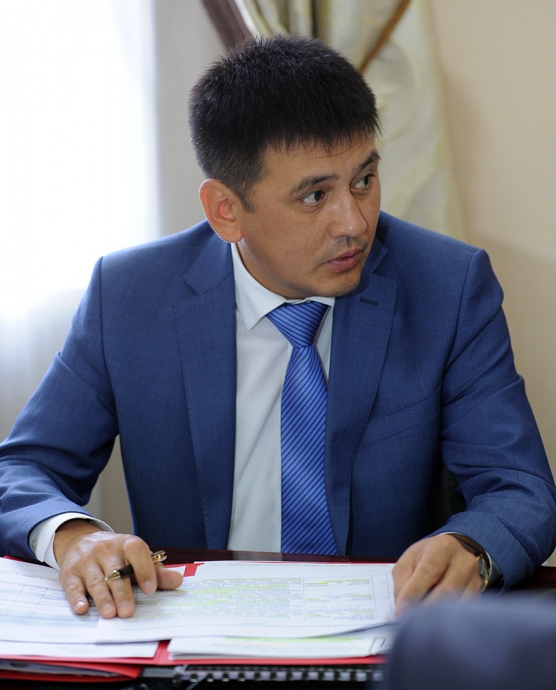 Премьер: В пострадавших зонах необходимо срочно построить соцобъекты