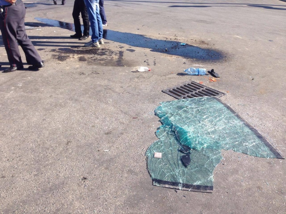 В ДТП на Южной магистрали пострадали 20 человек, погибла 19-летняя девушка