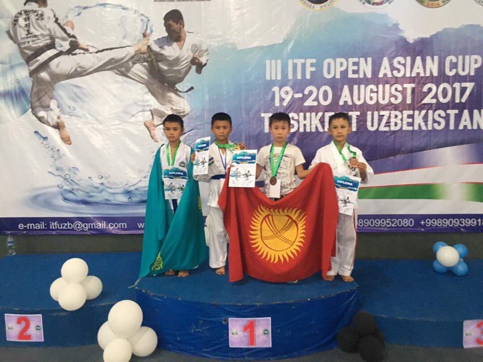 Таэквондисты КР заняли третье общекомандное место на чемпионате Азии