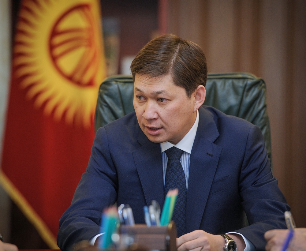 Сапар Исаков поставил ряд задач по улучшению деятельности аэропорта "Манас"