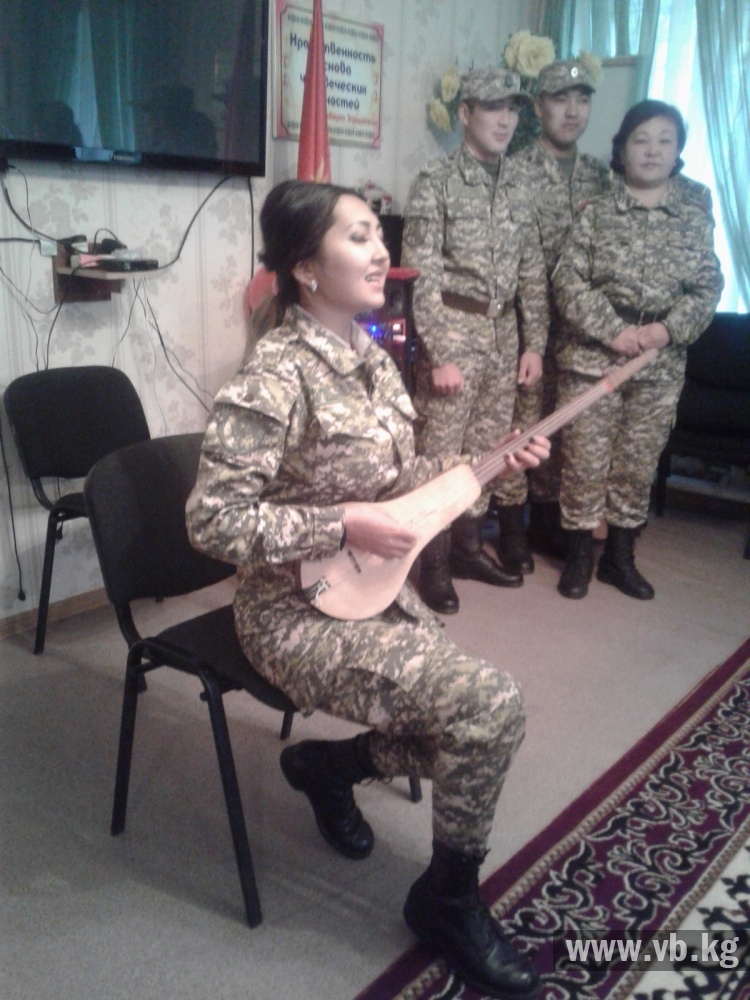 Военнослужащие СВО организовали концерт в доме престарелых