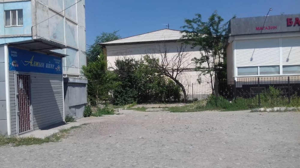 В столице демонтировано два торговых павильона