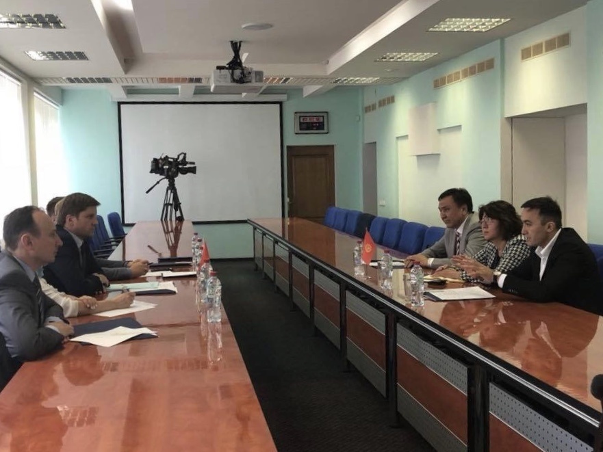 Кыргызстан и Беларусь "обменяются" СМИ