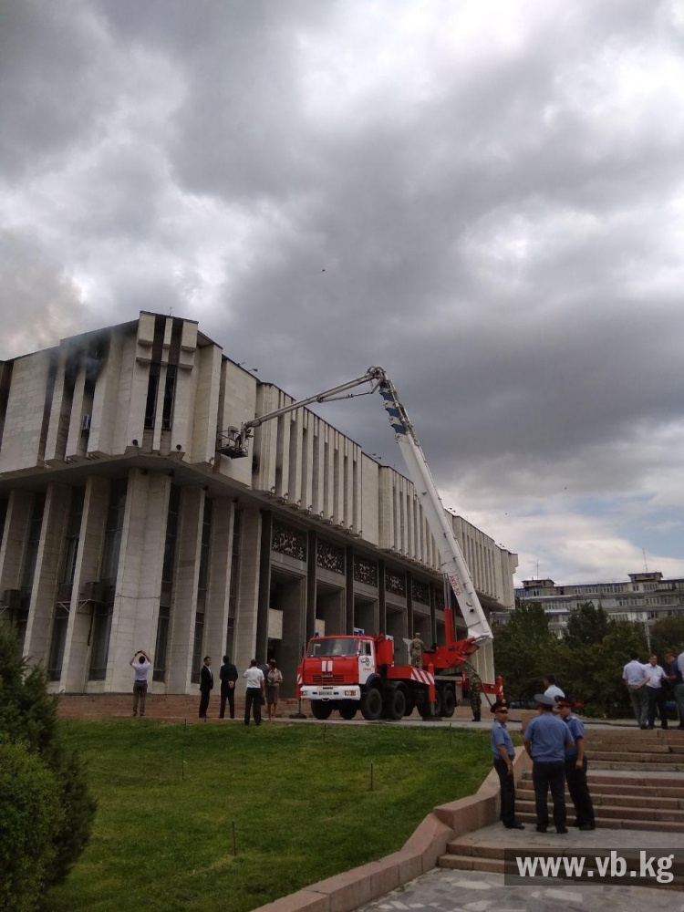 Во время пожара в Филармонии, возможно, сгорели музыкальные инструменты