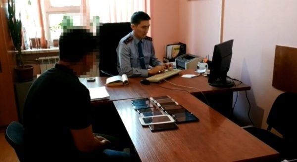 Гражданин Кыргызстана скупал в Казахстане украденные мобильники