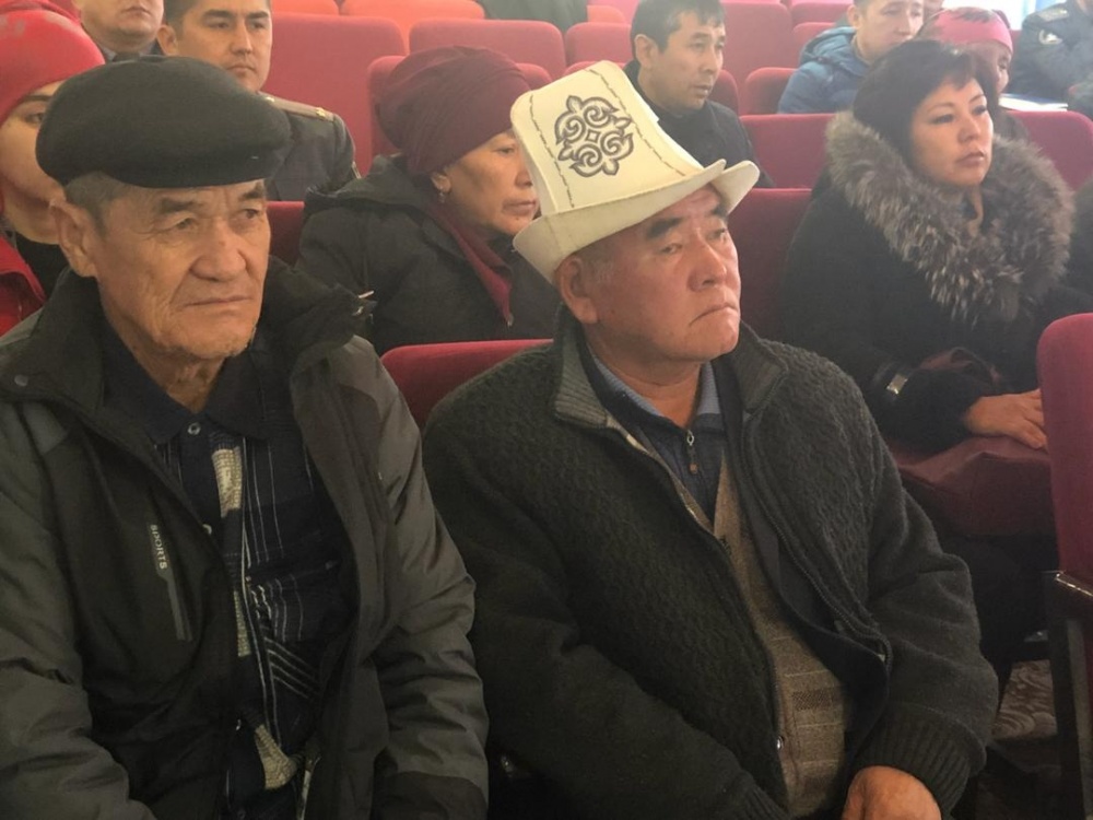 Жители Терек-Сая жестоко избили милиционеров "из-за незнания закона"