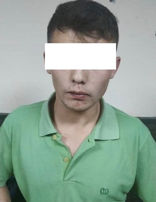 В Бишкеке задержаны 20-летние подозреваемые в наглом ограблении