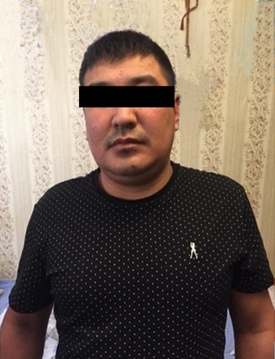 Уроженца Кыргызстана, "смотрящего" за Питером, СОБР вытащил из постели