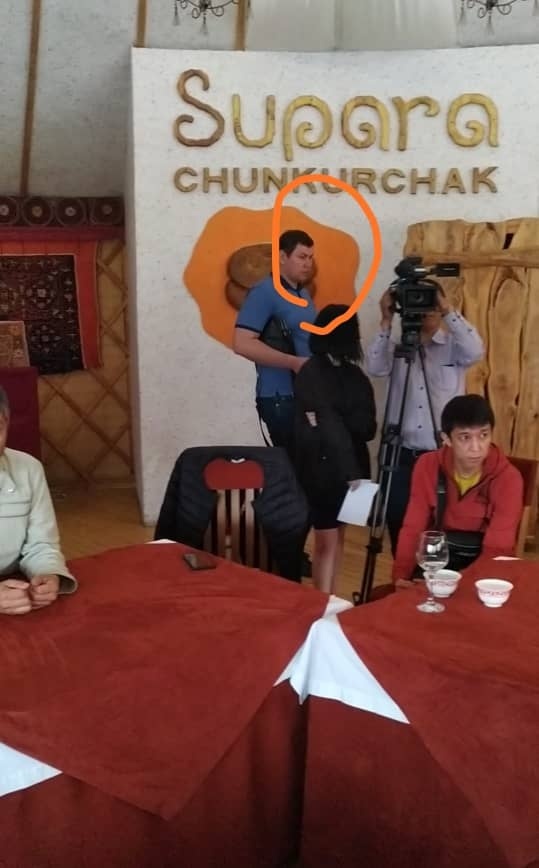 На правозащитников и адвокатов напали "молодые патриоты" Кыргызстана
