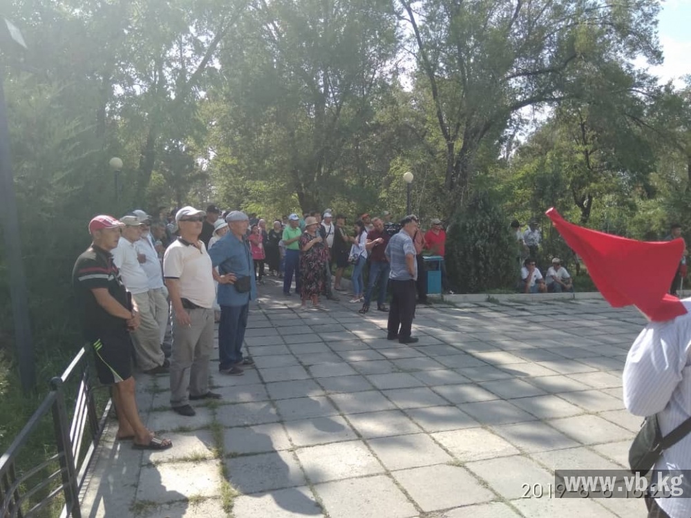 Митинг сторонников Атамбаева у Медиа Форума отменяется