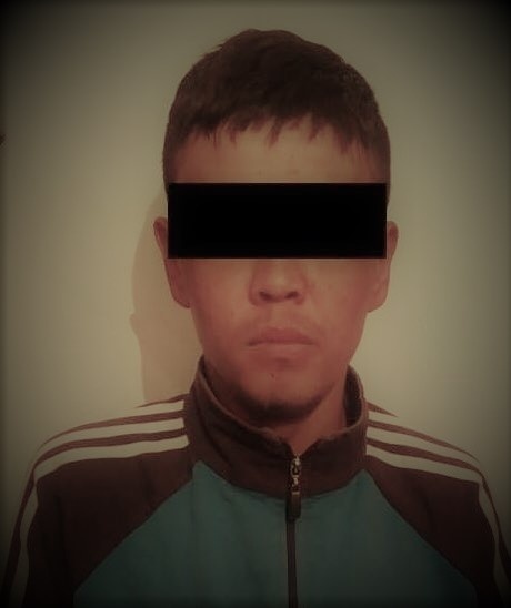 Бишкекте бычак менен коркутуп каракчылык кылган эки жигит кармалды