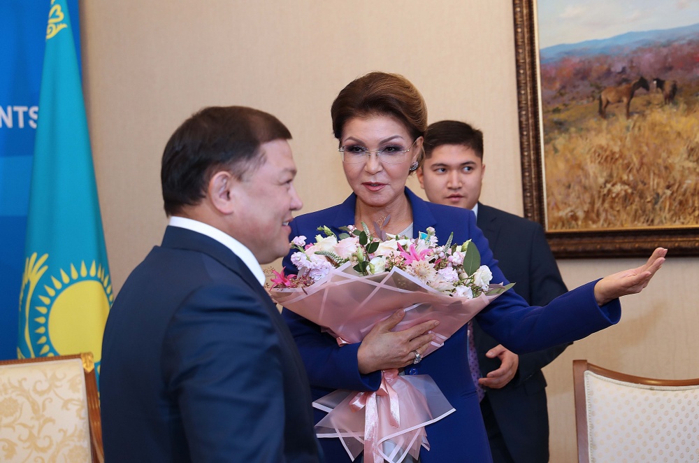 Дастанбек Джумабеков встретился с Даригой Назарбаевой. Фото
