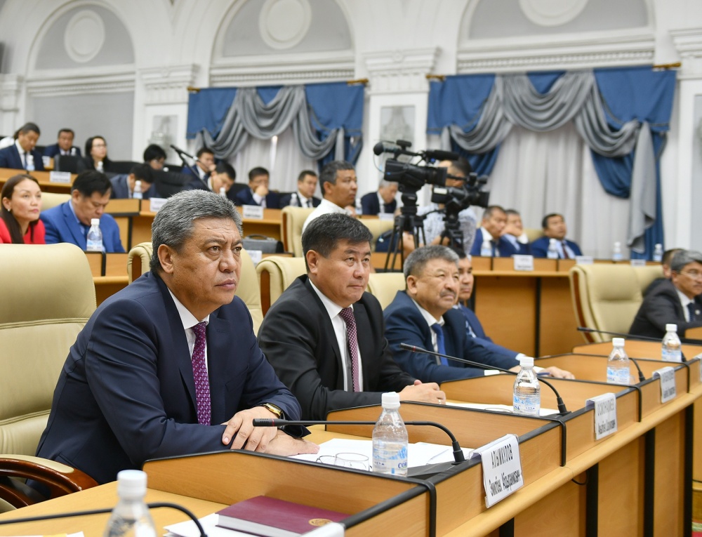 Бюджет 2020 года: Выборы, перепись населения, зарплаты учителям и силовикам