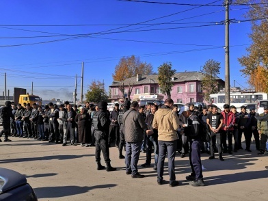 В Новосибирске после массовой драки мигрантов начались рейды