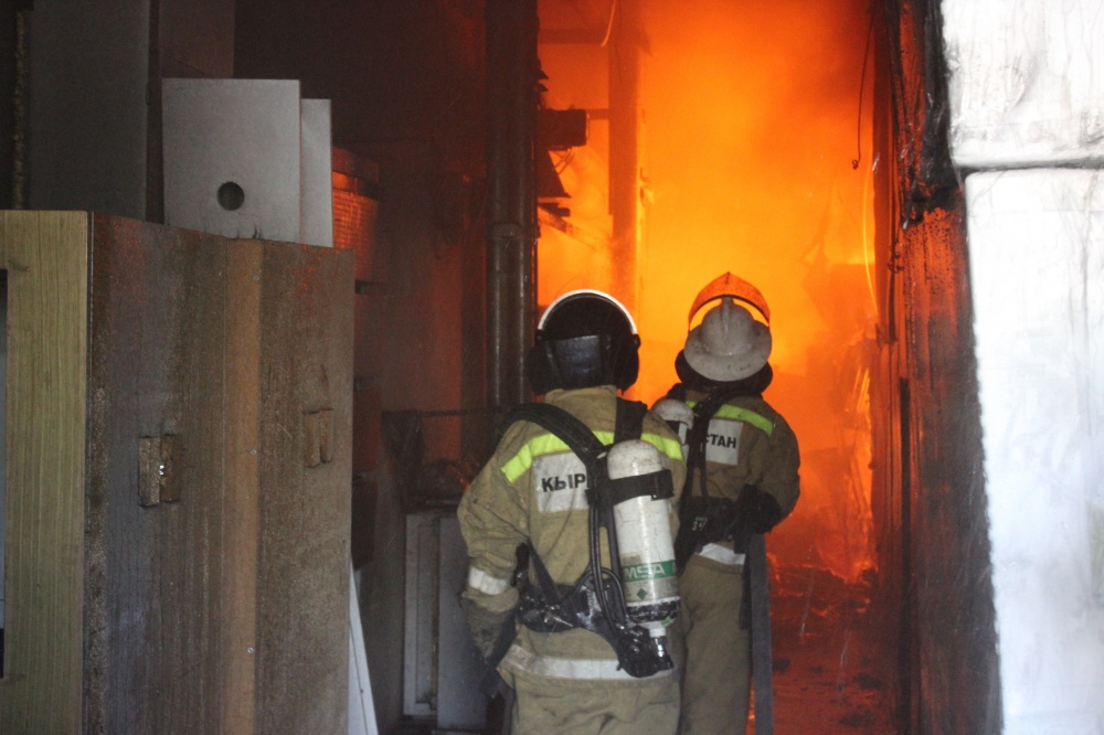 В КР за 9 месяцев в пожарах погибли 34 человека, пострадали - 46