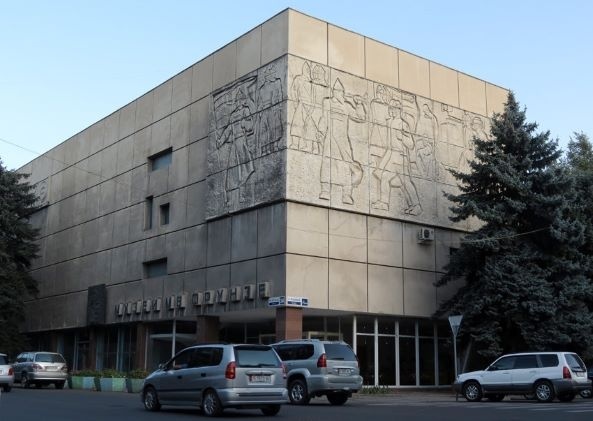 Дом-музей Фрунзе остается закрытым, но приглашает на онлайн-выставку