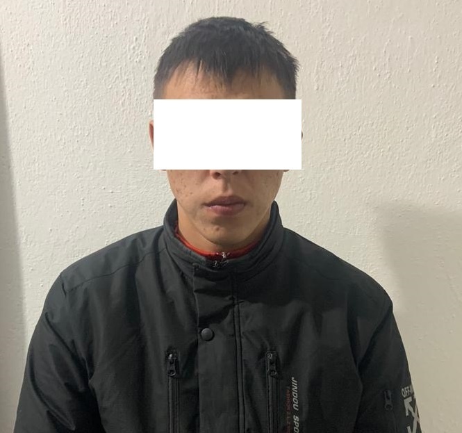 Напали с ножом и отобрали деньги. Задержаны подозреваемые в грабеже