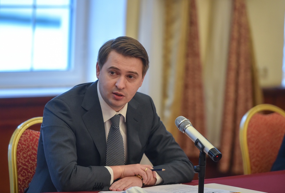 Новиков: Мы больше не можем позволить себе развиваться экстенсивным путём