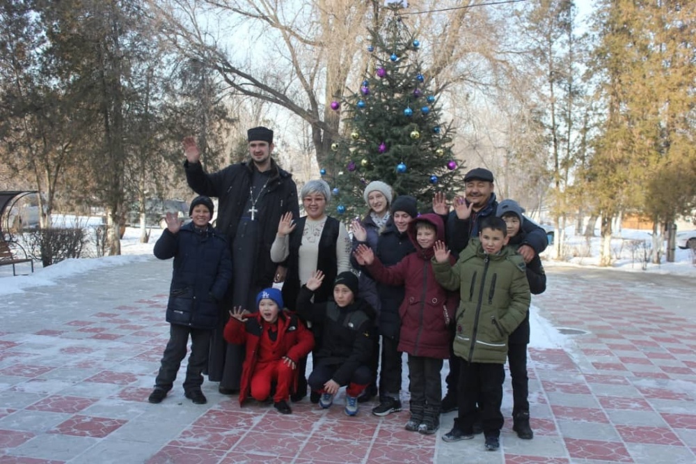 Авиабаза оказала помощь Чуйской школе-интернату